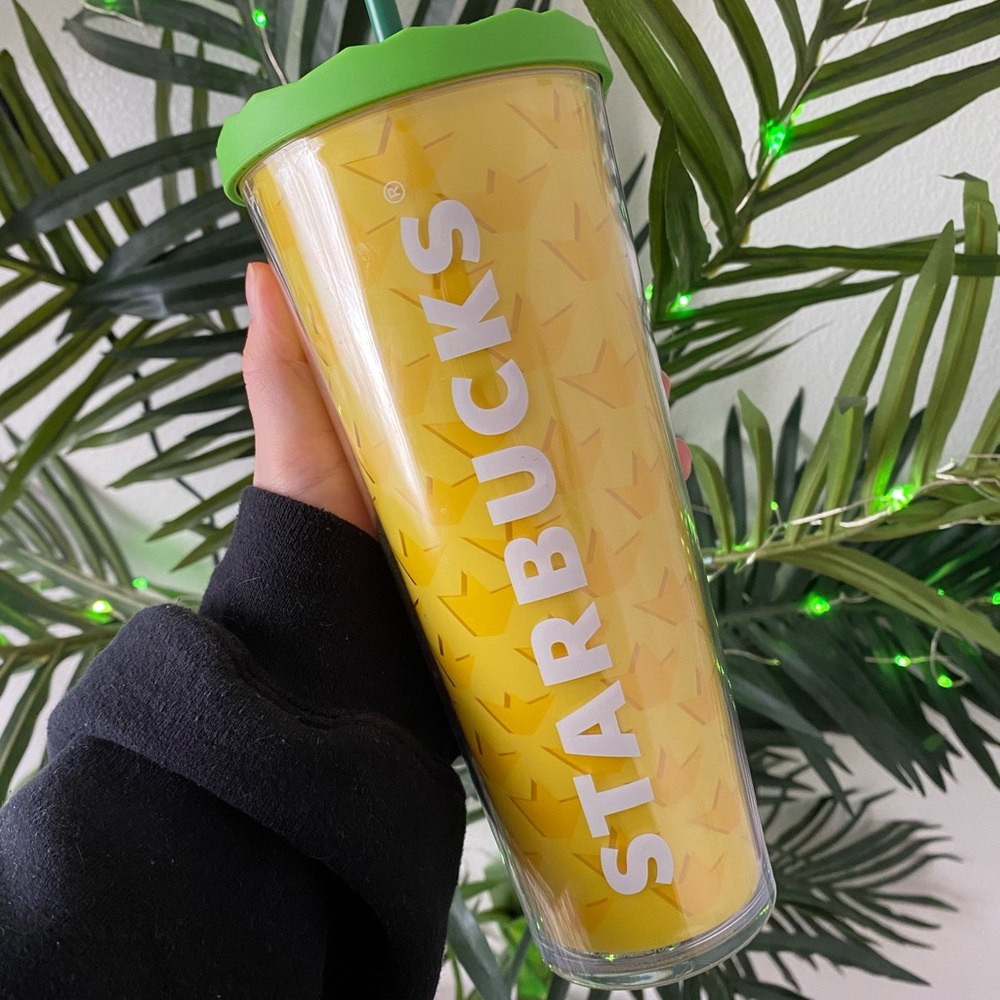 Pineapple Venti Starbucks Tumbler 2014, great condition